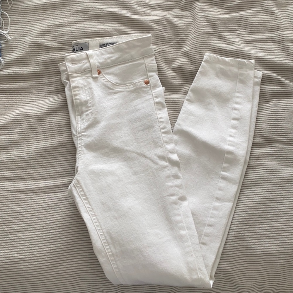 White Skinny jeans